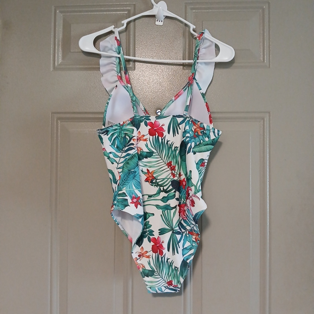 Shein Swimsuits For Women Floral  Rufled  One Piece Size M - Picture 2 of 10